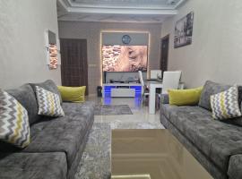 Fabuleux Appart a Larache avec confort exceptionnel et propreté souhaitée，位于拉腊什的酒店