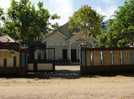 SPOT ON 92689 Homestay Srikandi Pulau Merah BeachNearPantai Pancer，位于Pasanggaran的酒店