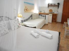 Stefanos Katsaros Studios，位于斯科拉的酒店