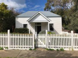 Beach House of Queenscliff，位于昆斯克利夫的度假屋