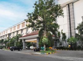 Lorin Dwangsa Solo Hotel，位于梭罗的家庭/亲子酒店
