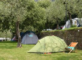 Camping Alpino - Nature Village，位于马尔切西内的露营地