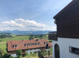 PanoramaApart - Alpzeit im Westallgäu，位于上罗伊特的酒店