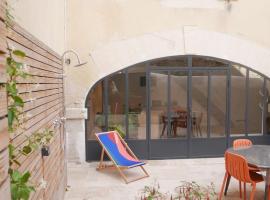 Le Clos des Confidences，位于格里尼昂的酒店