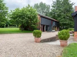 The Cart Lodge at Grove Barn