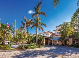 ISLAND SEAS RESORT，位于自由港市的酒店