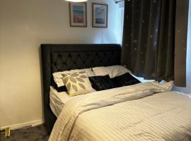 Lovely room in South London，位于Addington的酒店