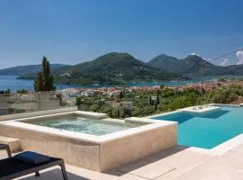 Brand New Villa Feline with an incredible sea