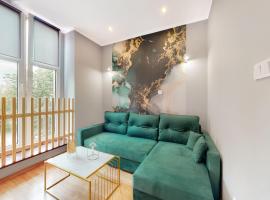 ZIELONY ZAKĄTEK Apartament w centrum przy Agorze，位于比托姆的酒店