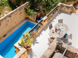 Matli Farmhouse, your stunning Gozo getaway.，位于Munxar的度假短租房