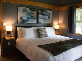 New England Inn & Lodge，位于北康威的带停车场的酒店