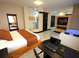 Hotel Golden Vista，位于圣多明各德洛斯科罗拉多斯的酒店