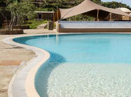 Kirani Resort，位于潘泰莱里亚的带停车场的酒店