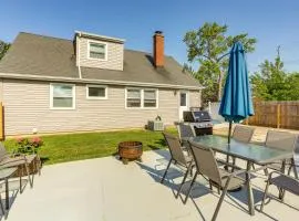 Dog-Friendly Port Clinton Home Walk to Lake Erie!