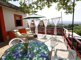 [cav Maura] relax toscana，位于Crocino的度假屋