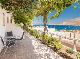 Panorama Tilos Apt A，位于Tílos的酒店