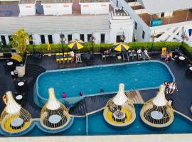 The Twizt - Lifestyle Hostel，位于暹粒的酒店
