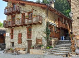 Albergo diffuso La Marmu Osteria della Croce Bianca，位于马莫拉的酒店