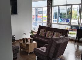 Hotel Brisas Del Rio SH，位于Agua Clara的酒店