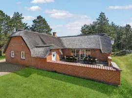 Cozy Home In Rømø With Sauna