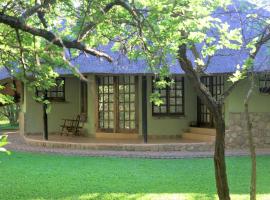 Family Lodge in Natural African bush - 2113，位于布拉瓦约的酒店