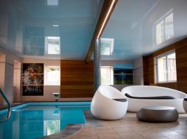 Logis Hôtel Restaurant De La Poste et SPA de Montagne，位于勒邦翁的酒店