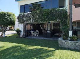 Casa en Club de Golf Santa Fe，位于特米斯科的度假屋