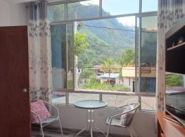 Mi Chanchamayo, family.，位于拉梅尔塞的自助式住宿