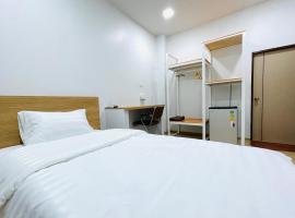 PD Apartment Inn，位于Ban Pra Dok的酒店