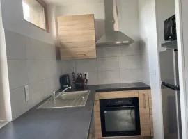 Appartement Mende 2 Chambres Canapé lit WIFI Gratuit