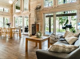 Meretuule Holiday Home，位于Keibu的酒店