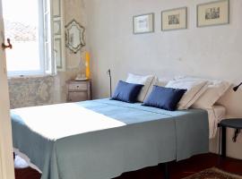 Palazzo Palloni: Piano Nobile，位于索拉诺的酒店