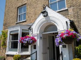 The Bramley House Hotel，位于Chatteris的酒店