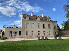 Manoir de Villamont，位于萨维尼莱博恩的乡间豪华旅馆