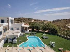 Villa Phos Paros