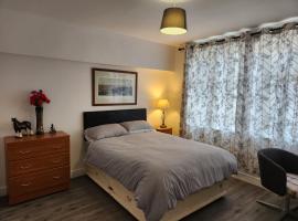 White House Ensuite double bedroom，位于沃灵顿Warrington Hospital附近的酒店