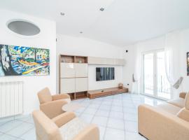 Residenza Sant'Angelo - Art Apartment，位于米诺利的酒店