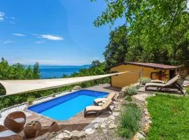 Cozy Home In Lovran With Outdoor Swimming Pool