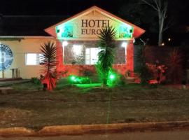 HOTEL EUROPA FAMILIAr，位于戈亚斯州上帕莱索的酒店