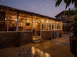 Jal by the bay，位于Somavadi的酒店
