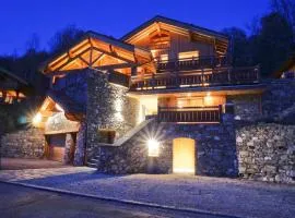 Chalet Kalliste spacieux Meribel 5 min des pistes avec Spa