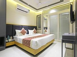 Hotel Applewood Residency - Offering Free Airport Drop，位于新德里德里英迪拉•甘地国际机场 - DEL附近的酒店