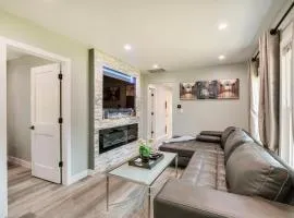 Des Plaines Vacation Rental with Spacious Backyard!