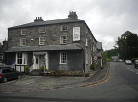 Foelas Arms Hotel，位于彭特雷佛拉斯的酒店