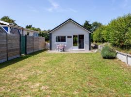 Chalet Le Chamalo by Interhome，位于Barneville-Plage的酒店