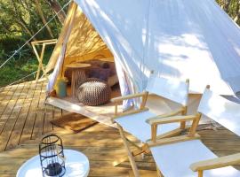 Gaia Double or Twin Bell Tent，位于斯韦伦丹的豪华帐篷营地