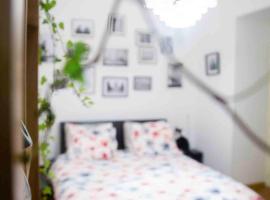 Fred's Home Guestroom, Chambre Chez l'Habitant, VieuxPort, Climatisé, Friendly，位于马赛马赛旧港附近的酒店