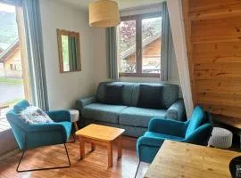 Chalet Mitoyen 3 Pièces 6 Pers. - Résidence Le Hameau du Puy - Piscine Chauffée, Proche Pistes - FR-1-504-642