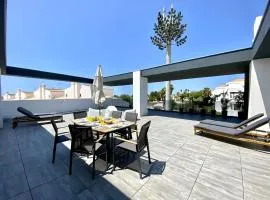 Tavira Grand Balcony With Pool by Homing