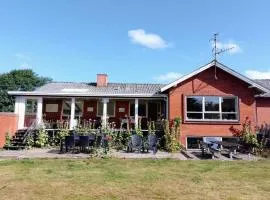 Holiday Home Mats - 5-3km from the sea by Interhome